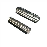 래치 클립이 있는 90도 HD68 핀 남성 커넥터